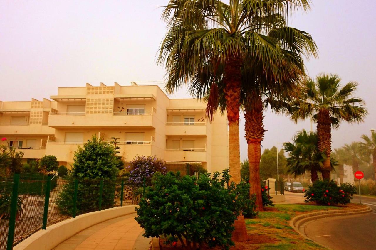 Golf Y Playa Junto Al Cabo De Gata Almeria Exterior foto